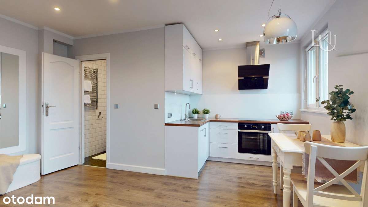 33m2|przy Politechnice| ogrodzony teren| Królewska-6