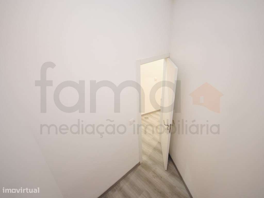 Apartamento T0+1 totalmente reabilitado Sete Rios / Avenidas Novas-19
