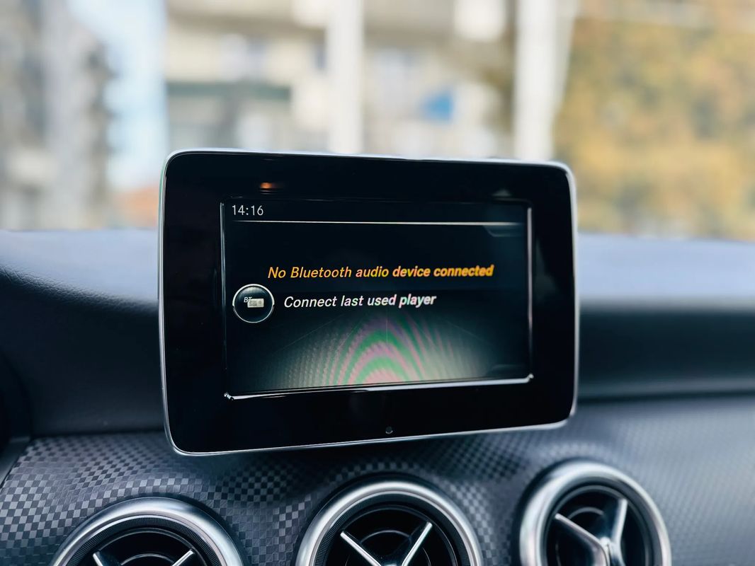 Mercedes-Benz A 180 (BlueEFFICIENCY) 7G-DCT Urban - 20