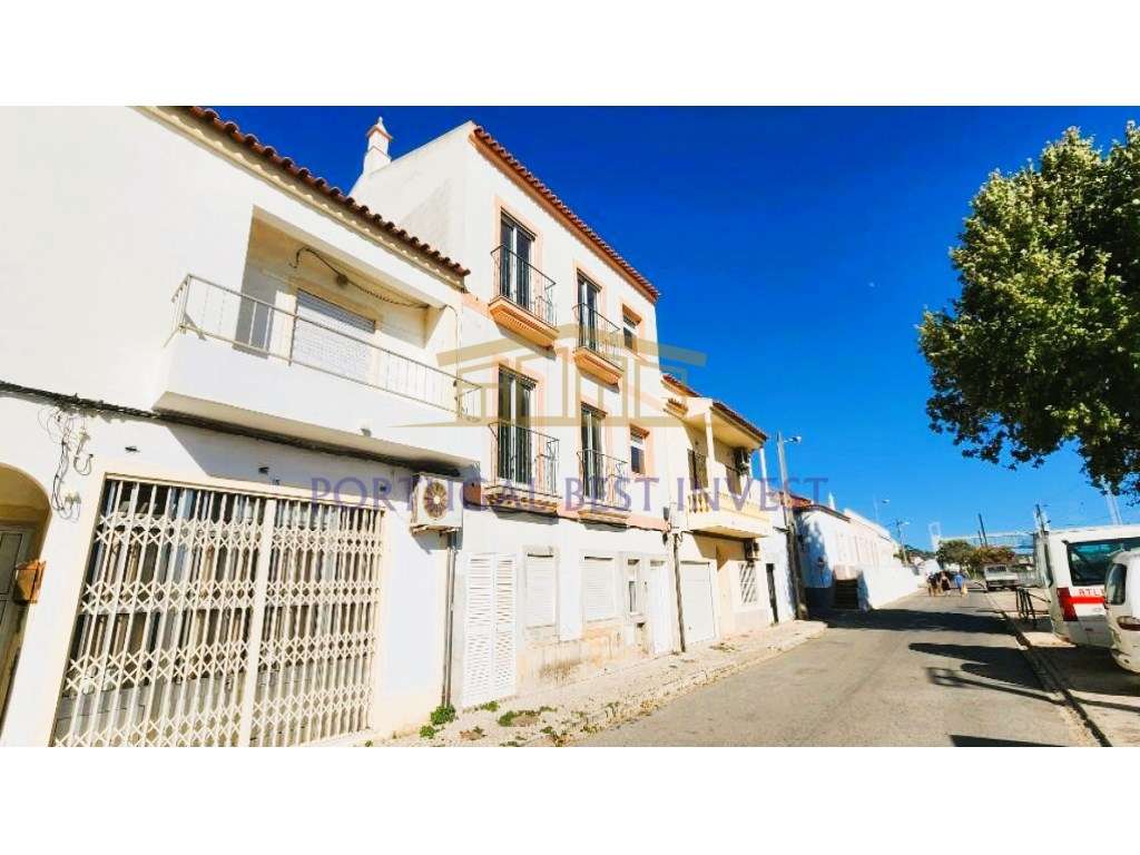 Prédio em Silves com 3 apartamentos para recuperar - Grande imagem: 4/19