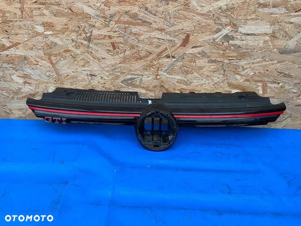 VOLKSWAGEN GOLF VIII 8 GTI GRILL ATRAPA 5H0853653 - 1