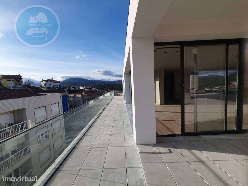 Penthouse T3 Arco de Baúlhe-29