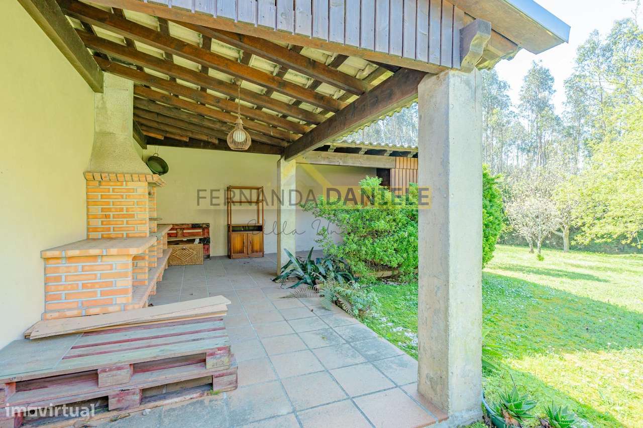 Moradia em Travanca com 3 suítes e 1425m2 de terreno-24