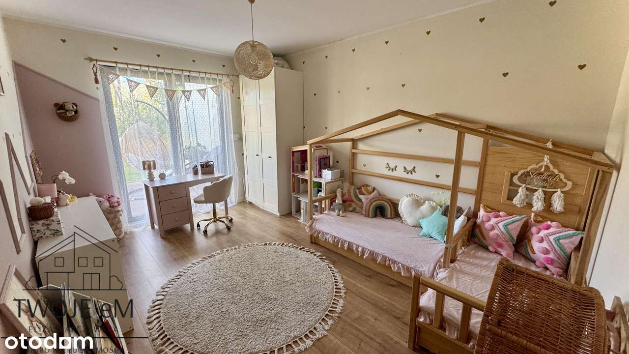 Przytulny bliźniak w świetnej lokalizacji!-9