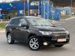 Mitsubishi Outlander 2.0 4WD Plug-In Hybrid Plus - 2