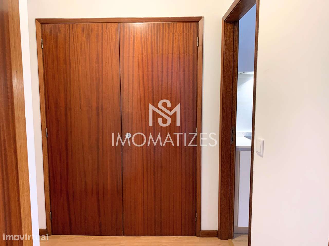 Apartamento T3 com Garagem e Terraço – Ramalde, Porto-26