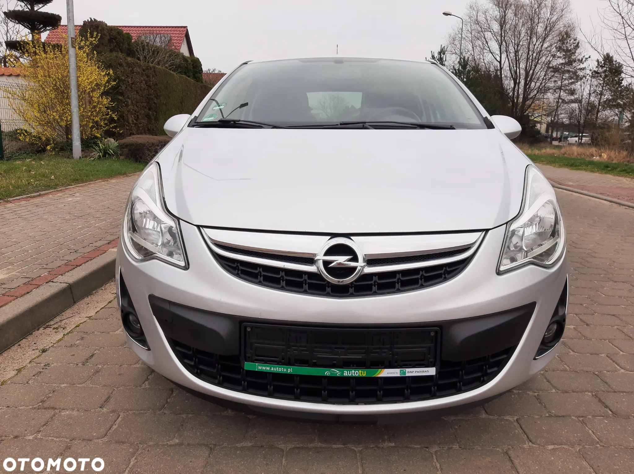 Opel Corsa 1.4 16V 150 Jahre - 2