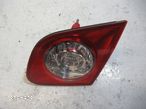 LAMPA PRAWA TYLNA W KLAPIE VOLKSWAGEN PASSAT B6 - 2