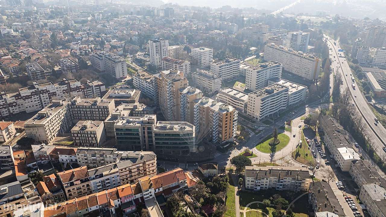 Apartamento T2 para arrendamento - Grande imagem: 2/26