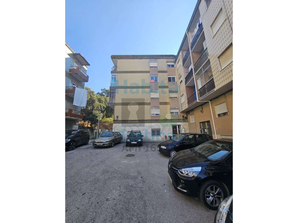 T2 Remodelado em Setúbal - Conforto e Localização Privilegiada - Grande imagem: 4/45