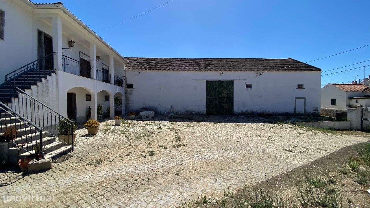 Lote de terreno com 53.162,5m2, localizado a 3Km do Nó do Carregado-20