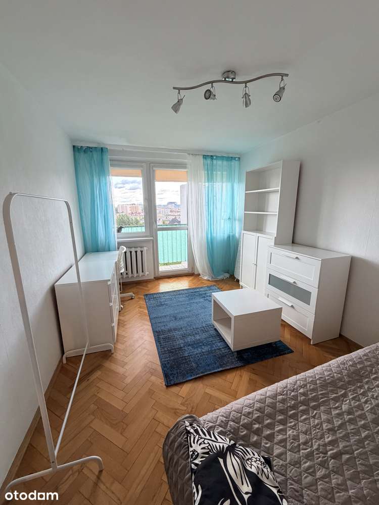 Przytulny pokój 15m² z widokiem na miasto