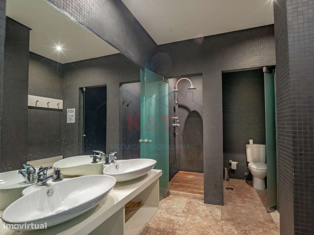 T2 de Luxo na Praia da Rocha com Jacuzzi e garagem-26