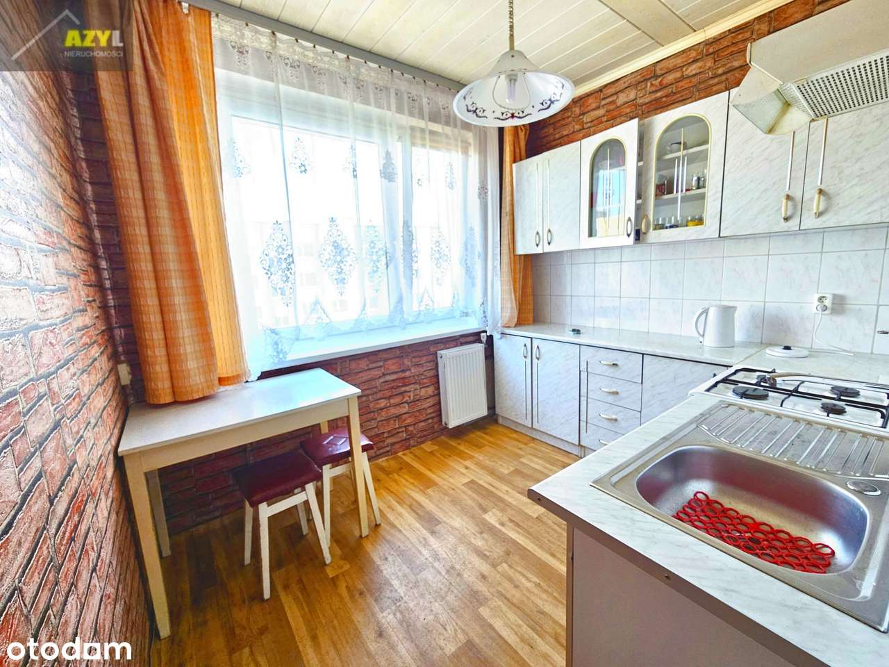 Sielec ul. Andersa - 3 pokojowe mieszkanie w niskim bloku.-2