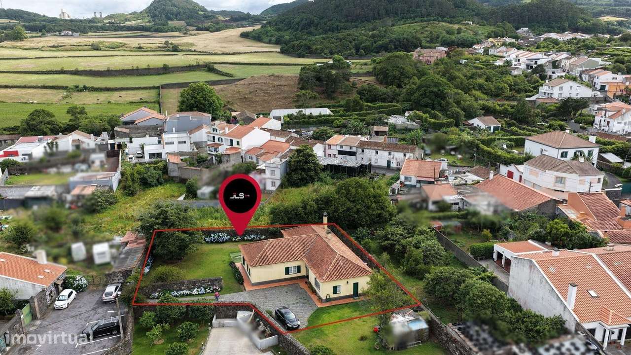 Moradia Térrea Isolada – Pico da Pedra - Grande imagem: 5/37