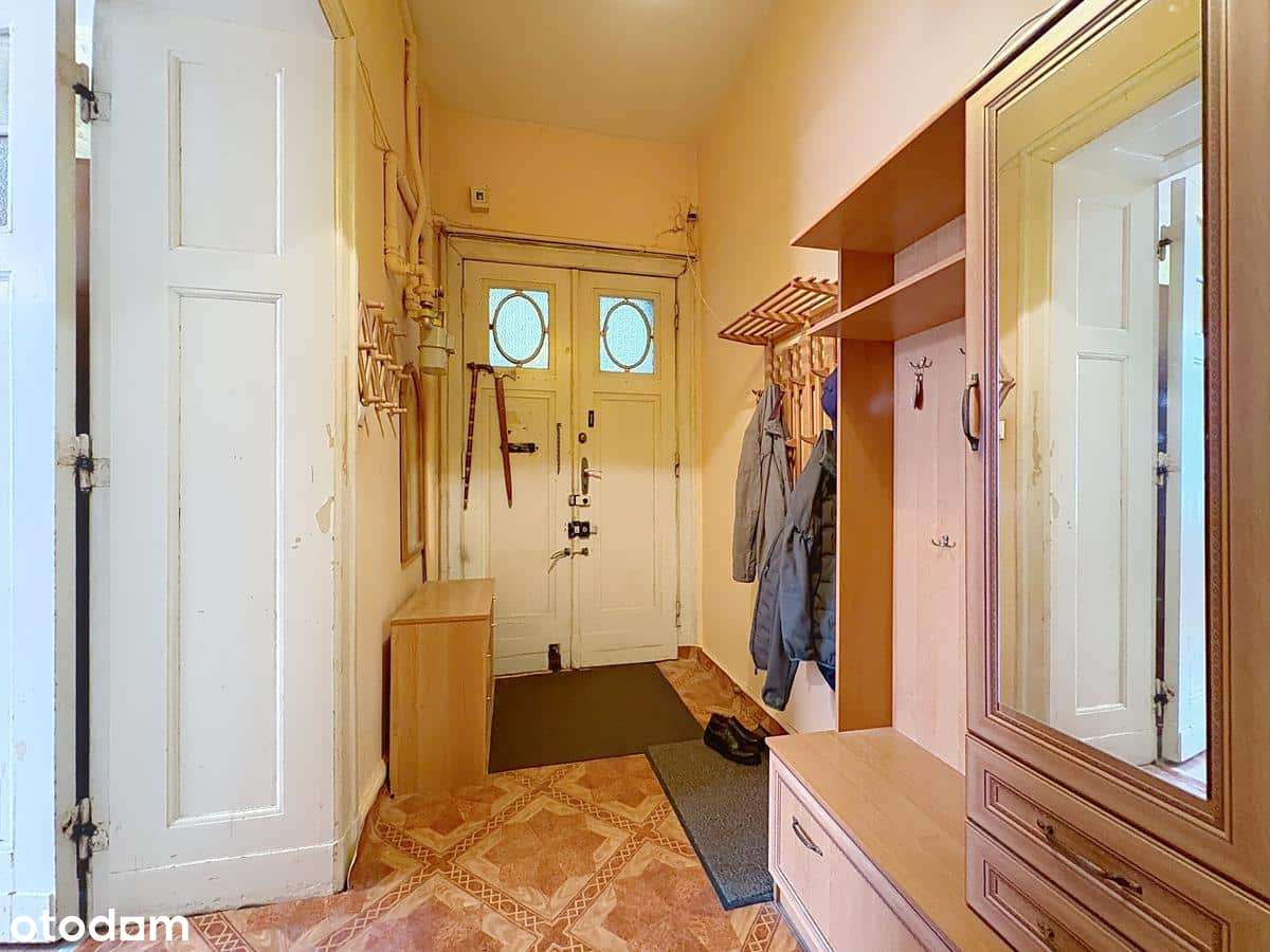 Mieszkanie w centrum 136,61 m2, 4 pokoje, kamienica ul. Piotrkowska-12