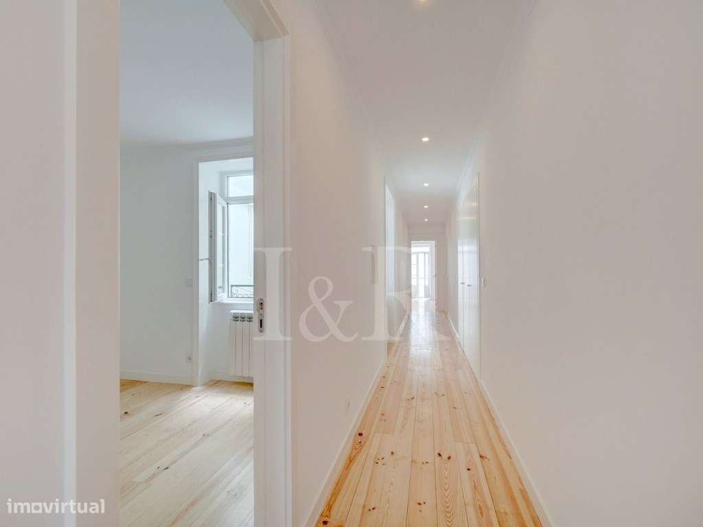 Apartamento T3 totalmente renovado no Chiado, Lisboa-18