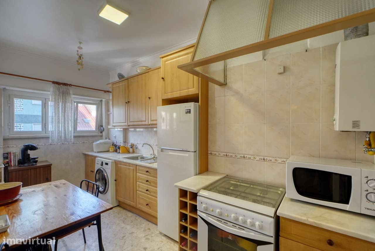Apartamento com vista desafogada para Monsanto, São Domingos de Benfic-7
