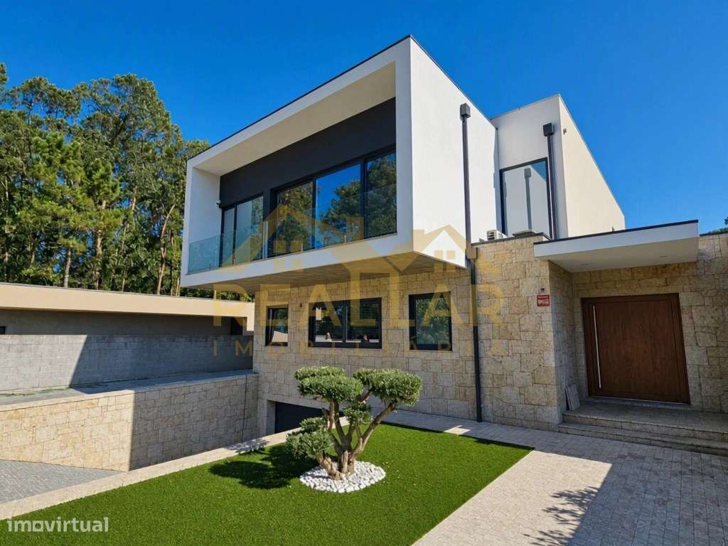 Moradia T3 Exclusiva com Piscina e Terreno de 2.230 m2| Rio Mau, Vi...-25