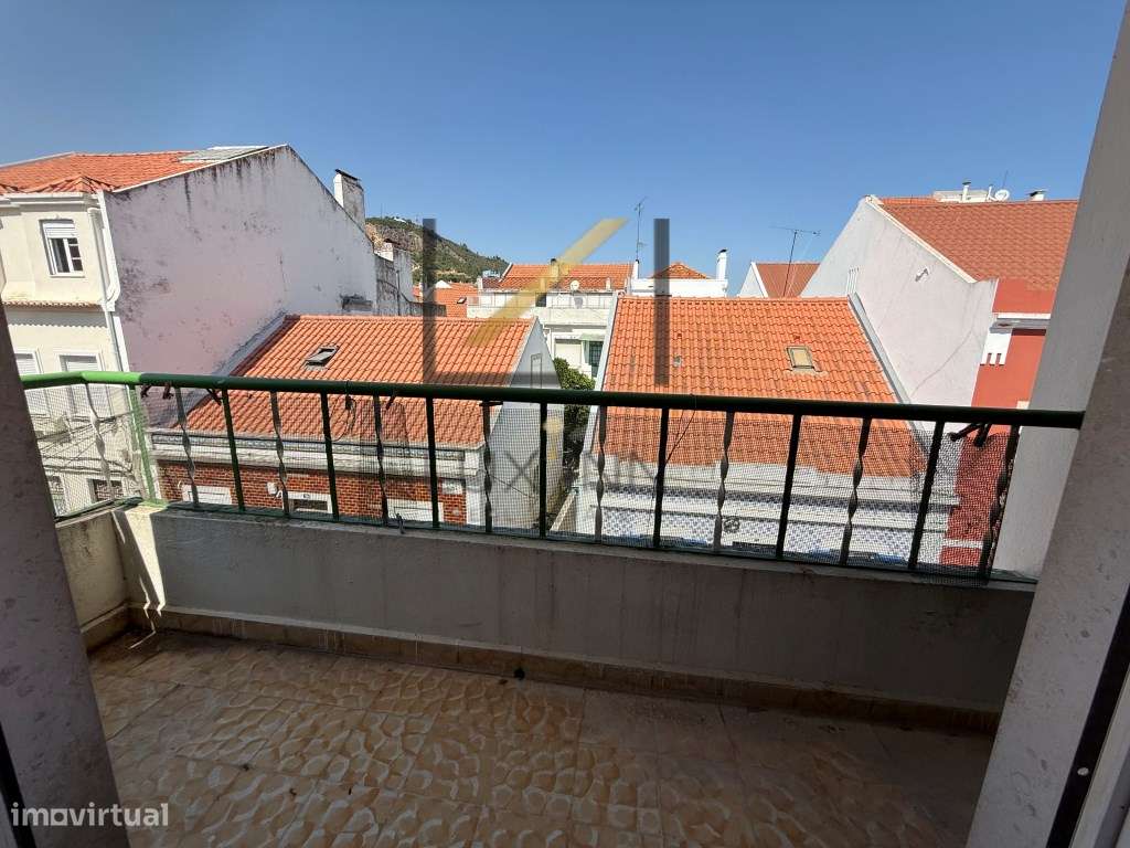 T2+1 Duplex com terraço no Centro Vila Franca de Xira - Grande imagem: 1/23
