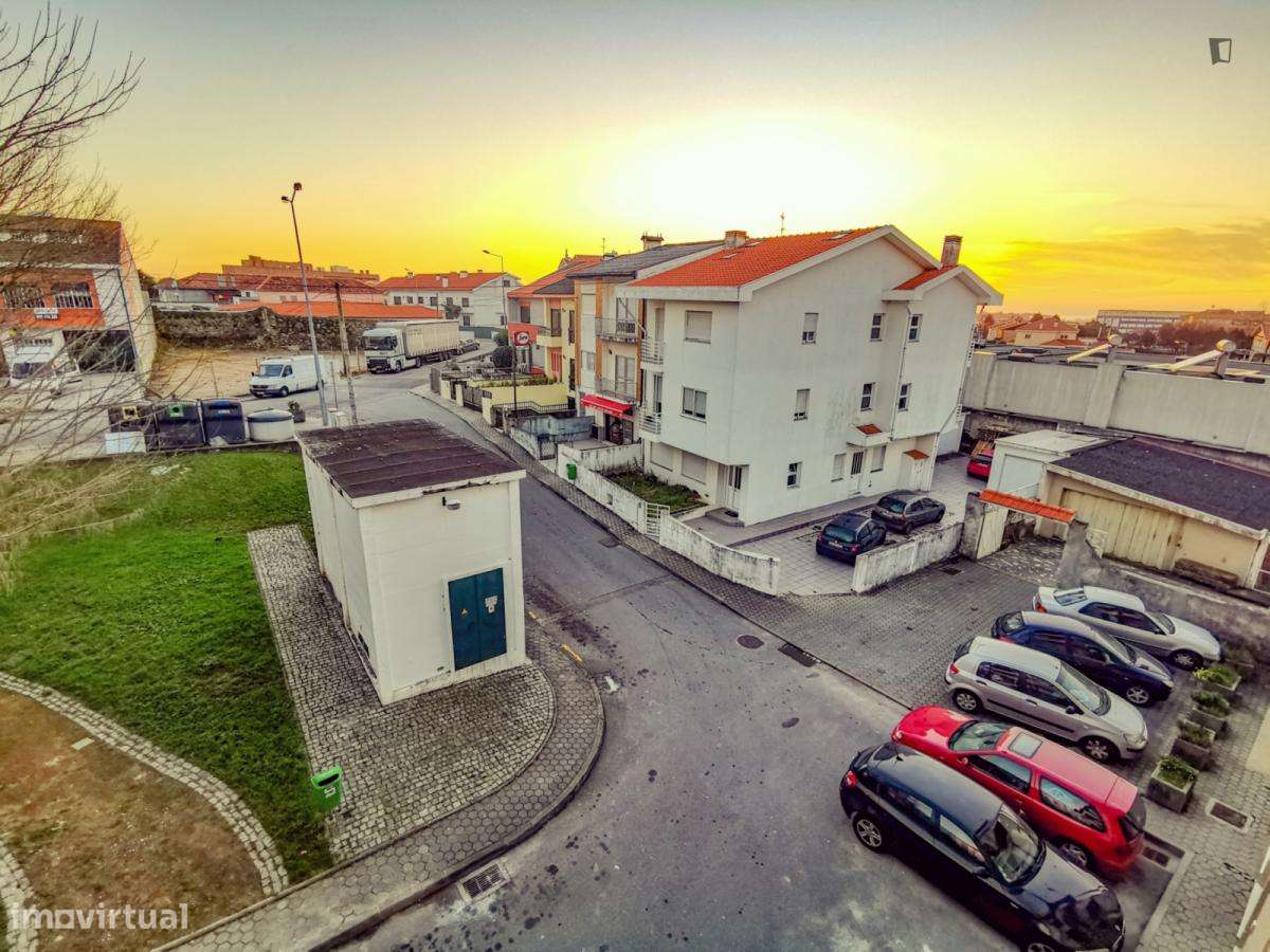Quarto - localizado em Vila nova de gaia - Grande imagem: 5/10