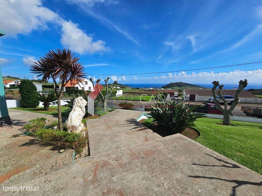 Moradia com vista mar e pronta a entrar-37