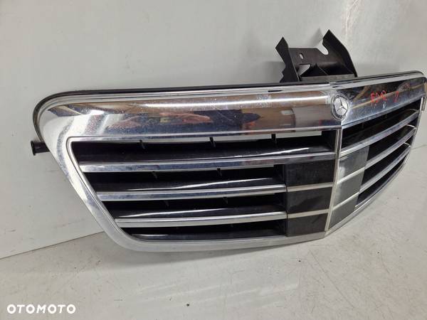 Mercedes E klasa 212 W212 grill atrapa pod radar - 3