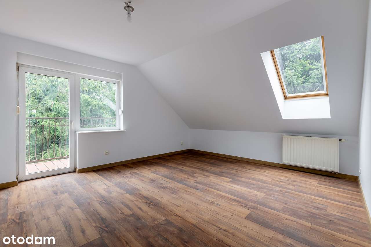 Przestronny dom w Plewiskach, podwójny garaż-6