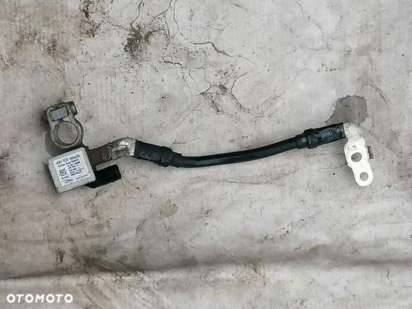 HYUNDAI I30 II 2012-16 KLEMA MINUSOWA 37180-A6000 - 1