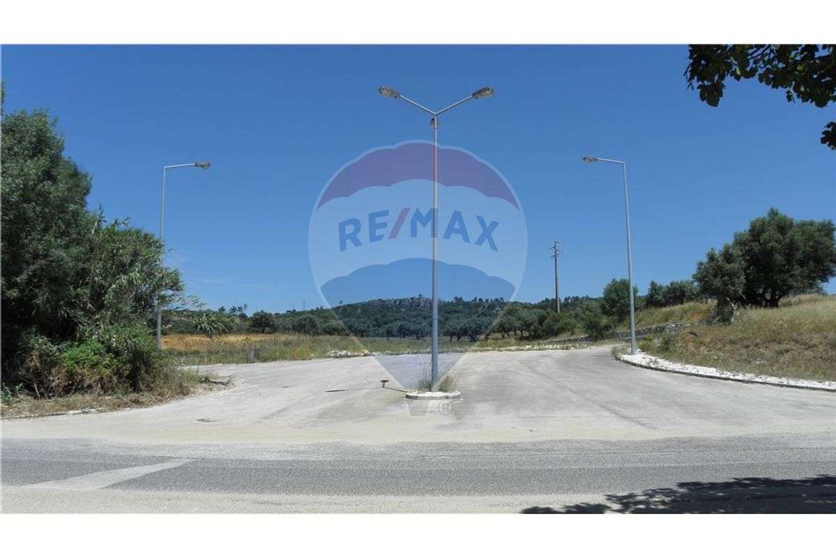 TERRENO PARA CONSTRUÇÃO DE ARMAZÉM INDUSTRIAL - Grande imagem: 4/12