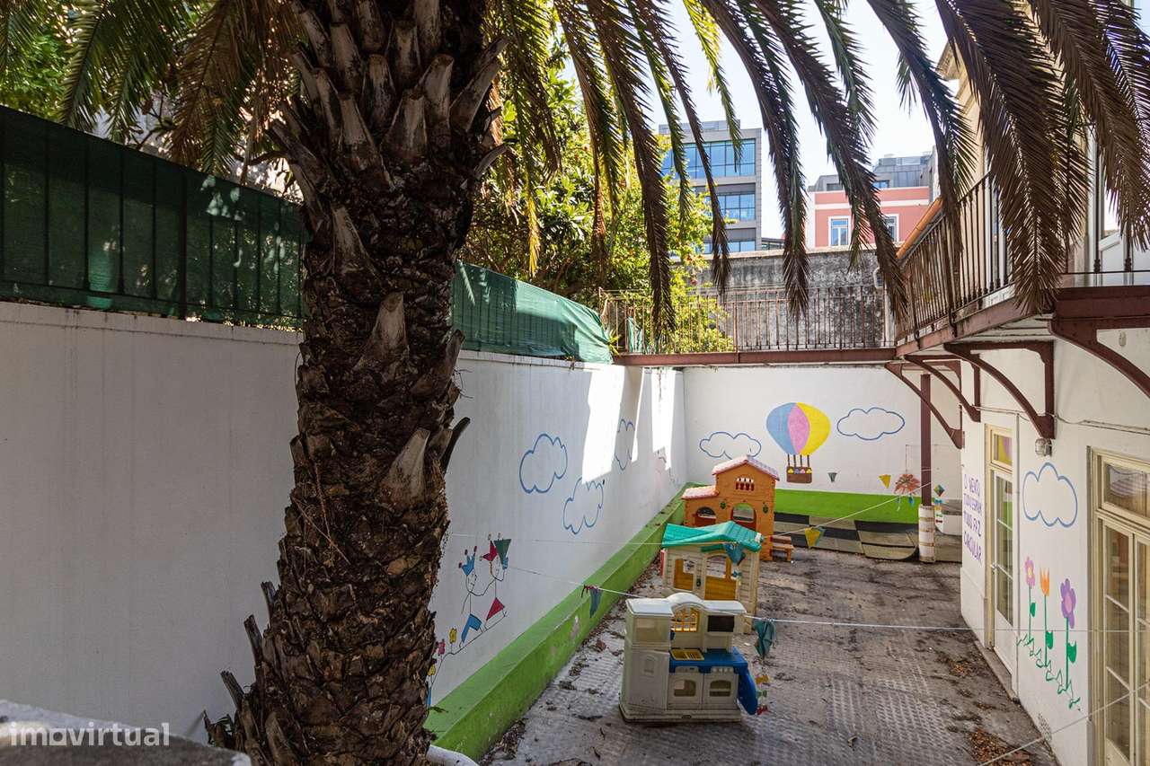 Prédio com PIP Aprovado em Localização Prime de Lisboa-6