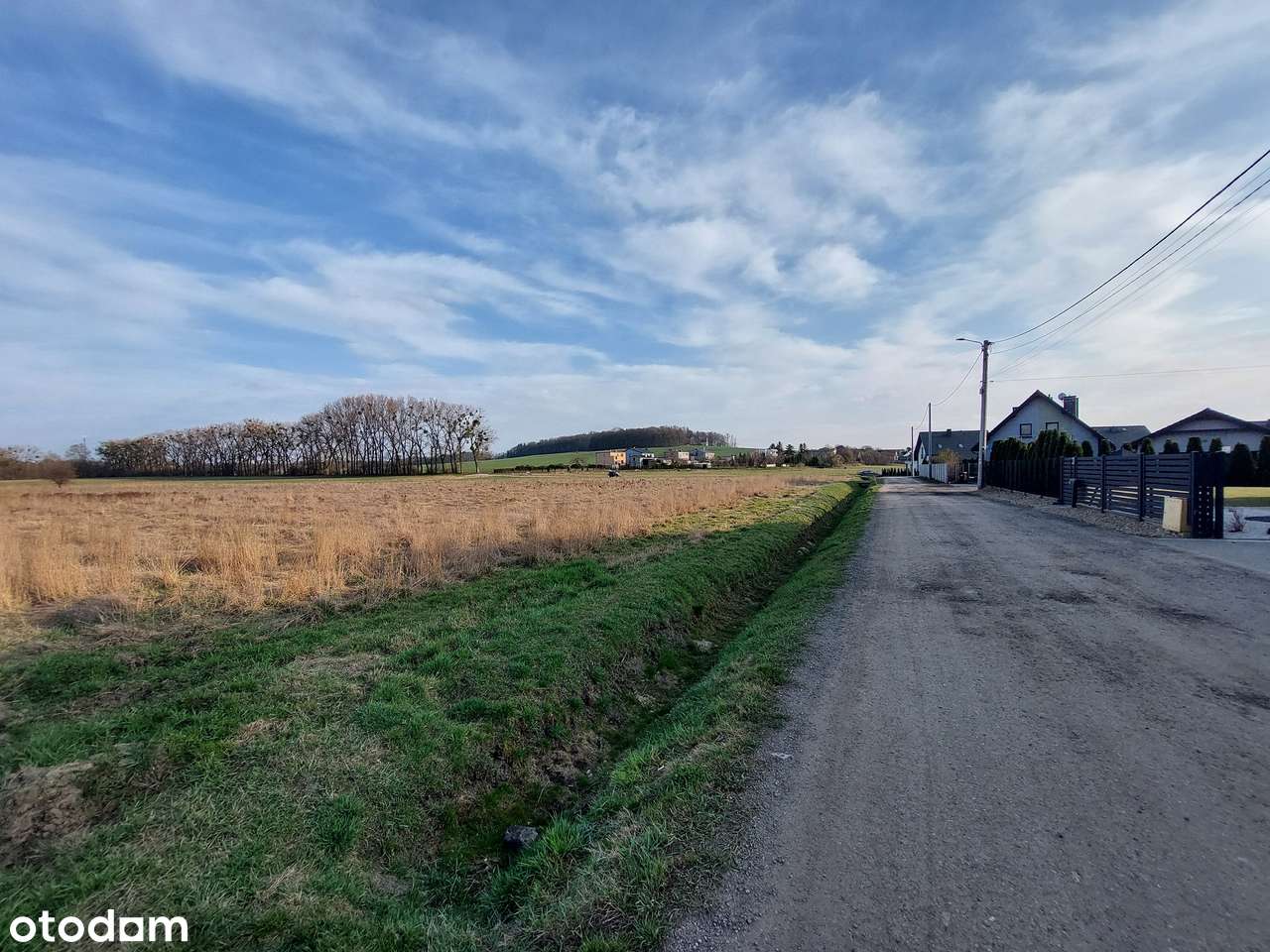 Działki budowlane, różne metraże, media-3