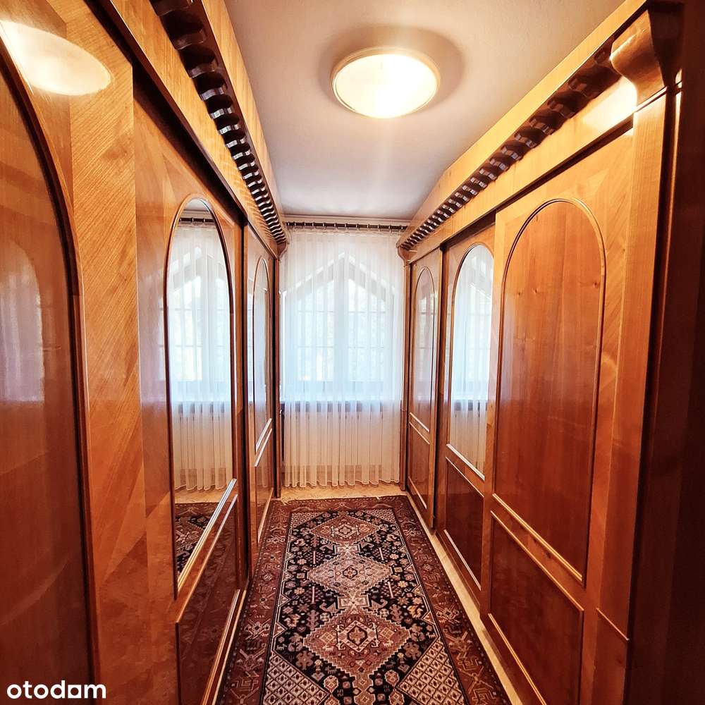 Dom wolnostojący 630m2 na Woli Justowskiej-10