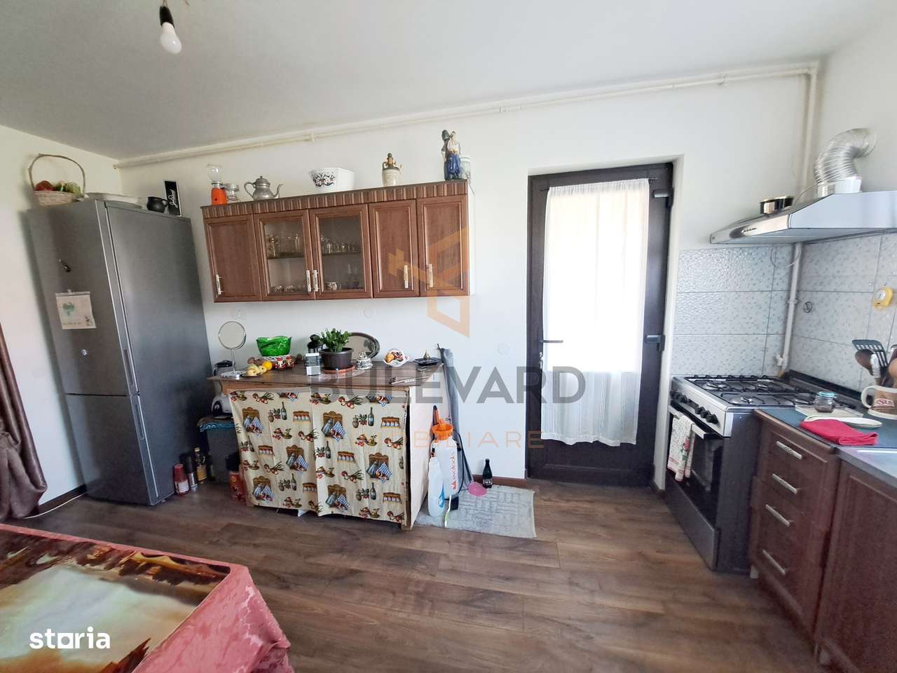 Casa noua + atelier 49 mp + teren 1030 mp!-16