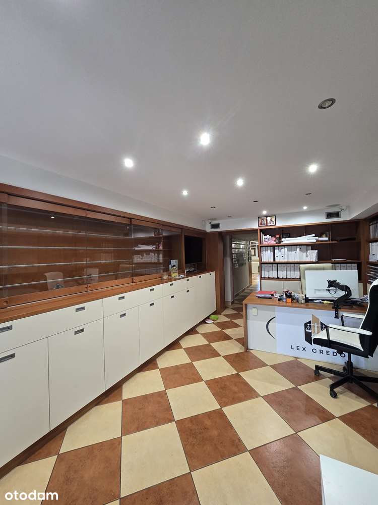 Komfortowy i wielofunkcyjny lokal mieszkalny + lokal użytkowy-19