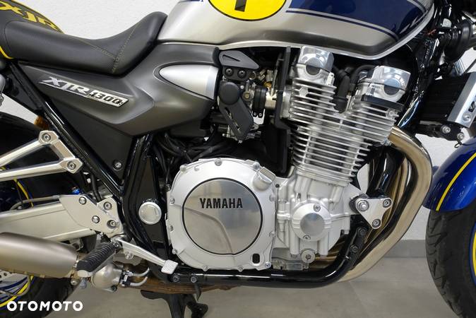 Yamaha XJR - 9