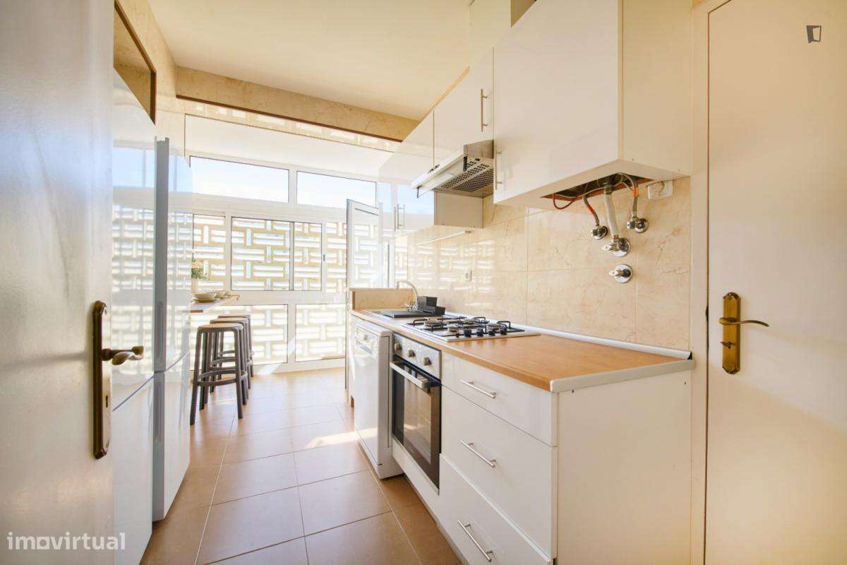 Quarto - localizado em Alvalade Lisbon - Grande imagem: 3/41