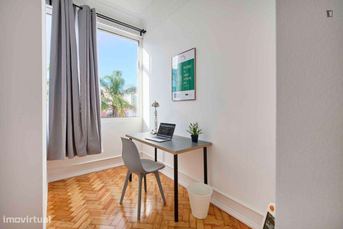 Quarto - localizado em Rato Lisbon - Grande imagem: 5/7