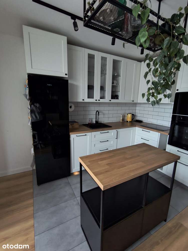 4 pokoje 65 m², Centrum, Bezczynszowe, Garaż, Sprzedaż/Zamiana - Pełny obrazek: 2/8