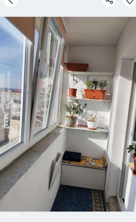 Apartament de 3 camere, decomandat, 67 mp., zona Han.-10
