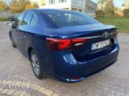 Toyota Avensis 2.0 Premium MS - 26