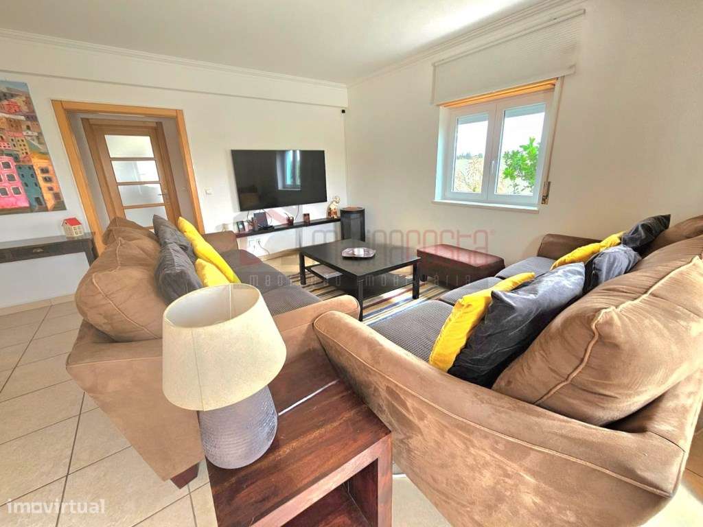 Moradia T3 com Logradouro e Garagem na Atouguia da Baleia - Grande imagem: 3/35