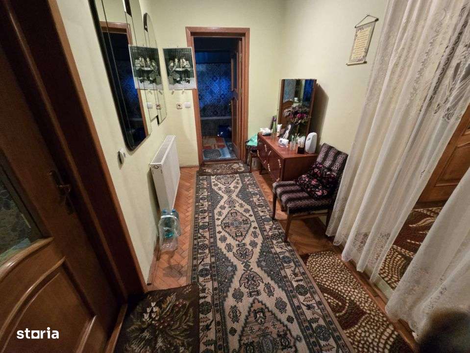 Casa si teren intravilan in suprafata de 1730 mp, Maracineni-4