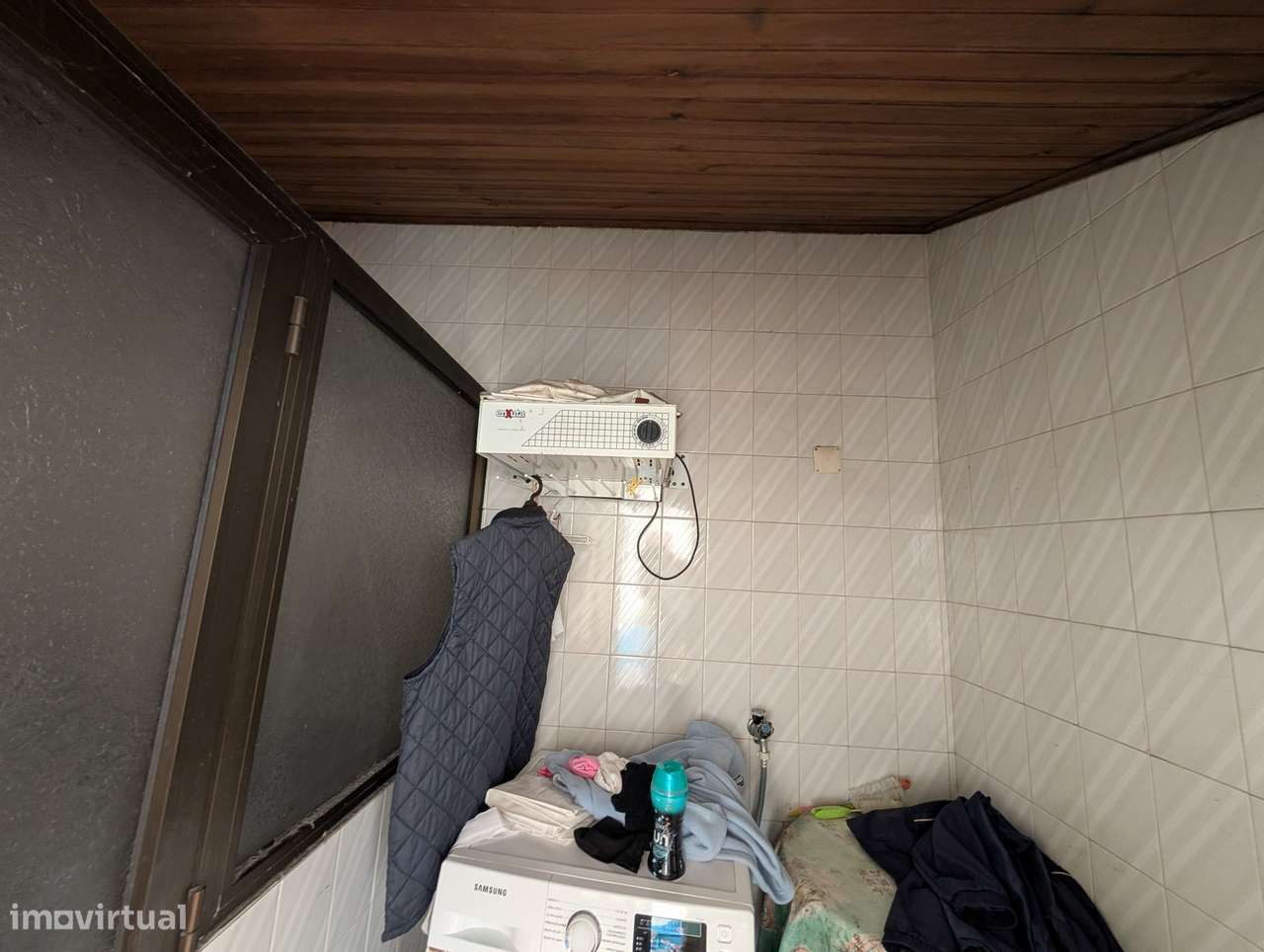 Excelente moradia centro Costa Caparica-18