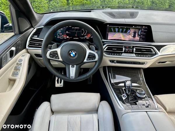 BMW X7 M50d - 30