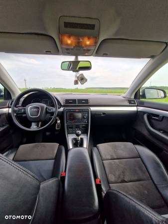 Audi A4 Avant 2.0T FSI - 22