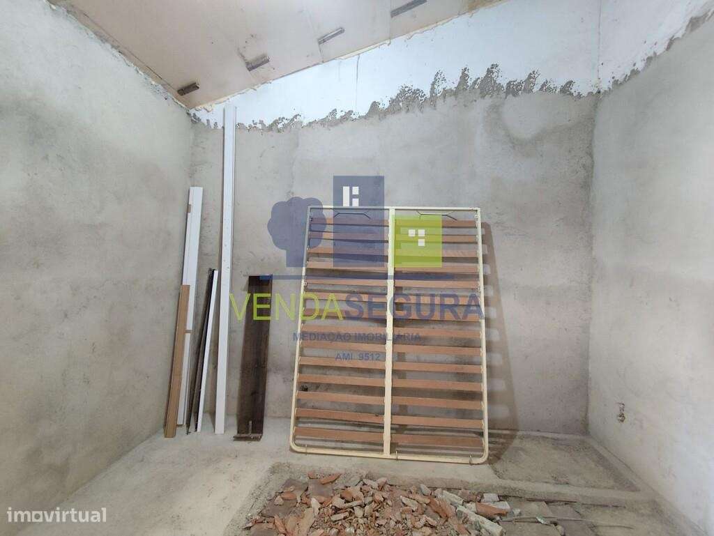 Moradia T3 R/C com Quintal | Santo Aleixo da Restauração-7