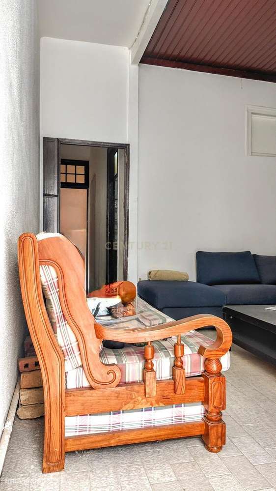 MORADIA T2 TRANSFORMADA EM T1 ( CENTRO DE FARO ) - Grande imagem: 5/20