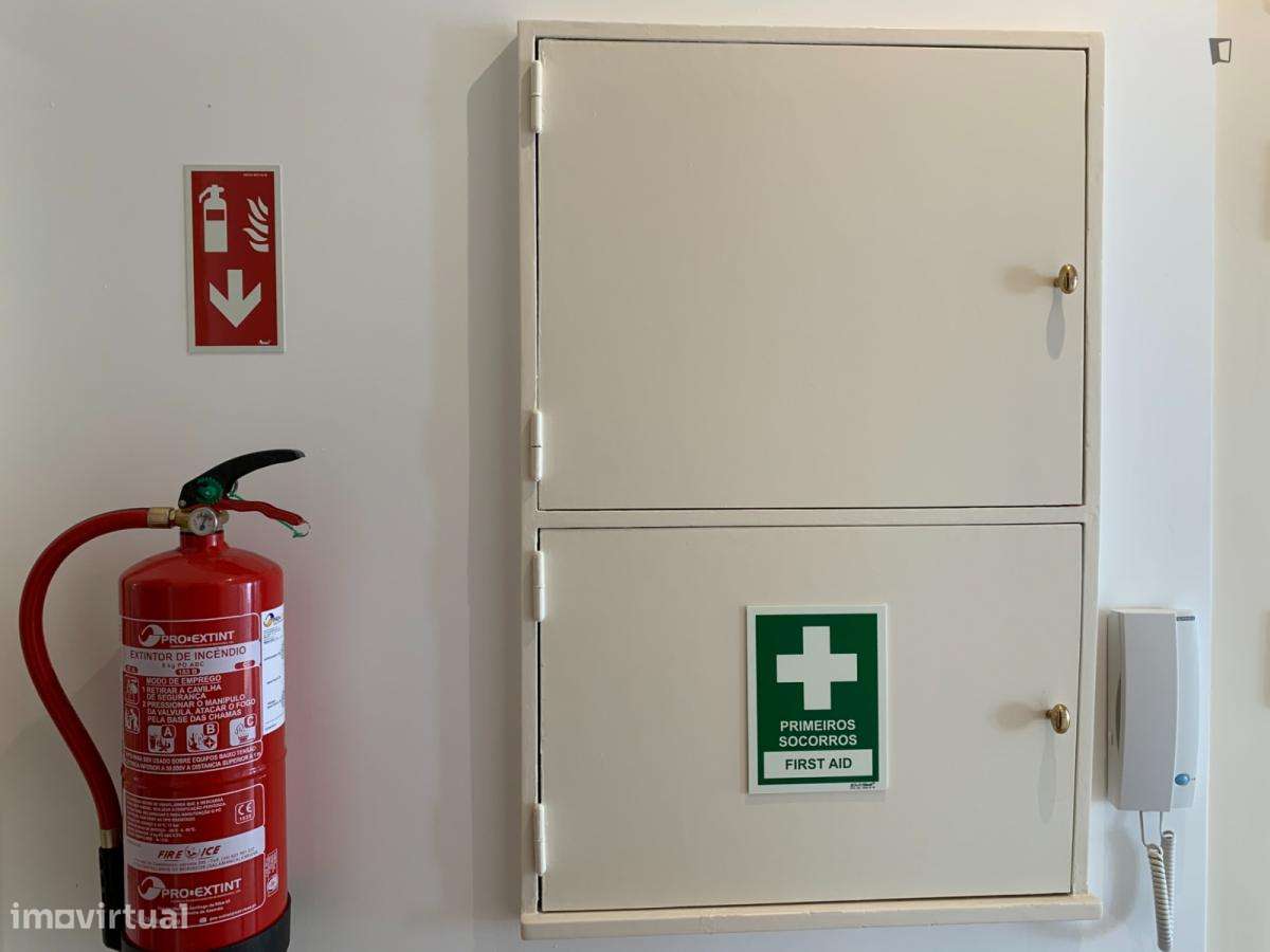 Estúdio - localizado em Estrela Lisbon - Grande imagem: 2/8