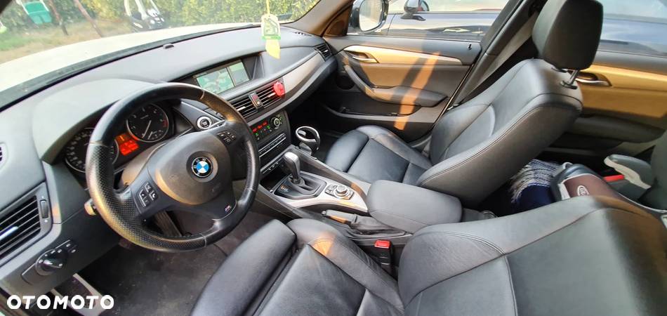 BMW X1 xDrive20d - 14